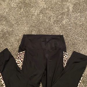 Zyia Brilliant Crop Leggings